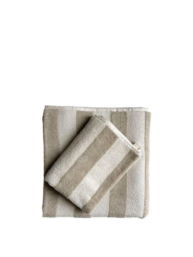 Cleo bath towel black 1